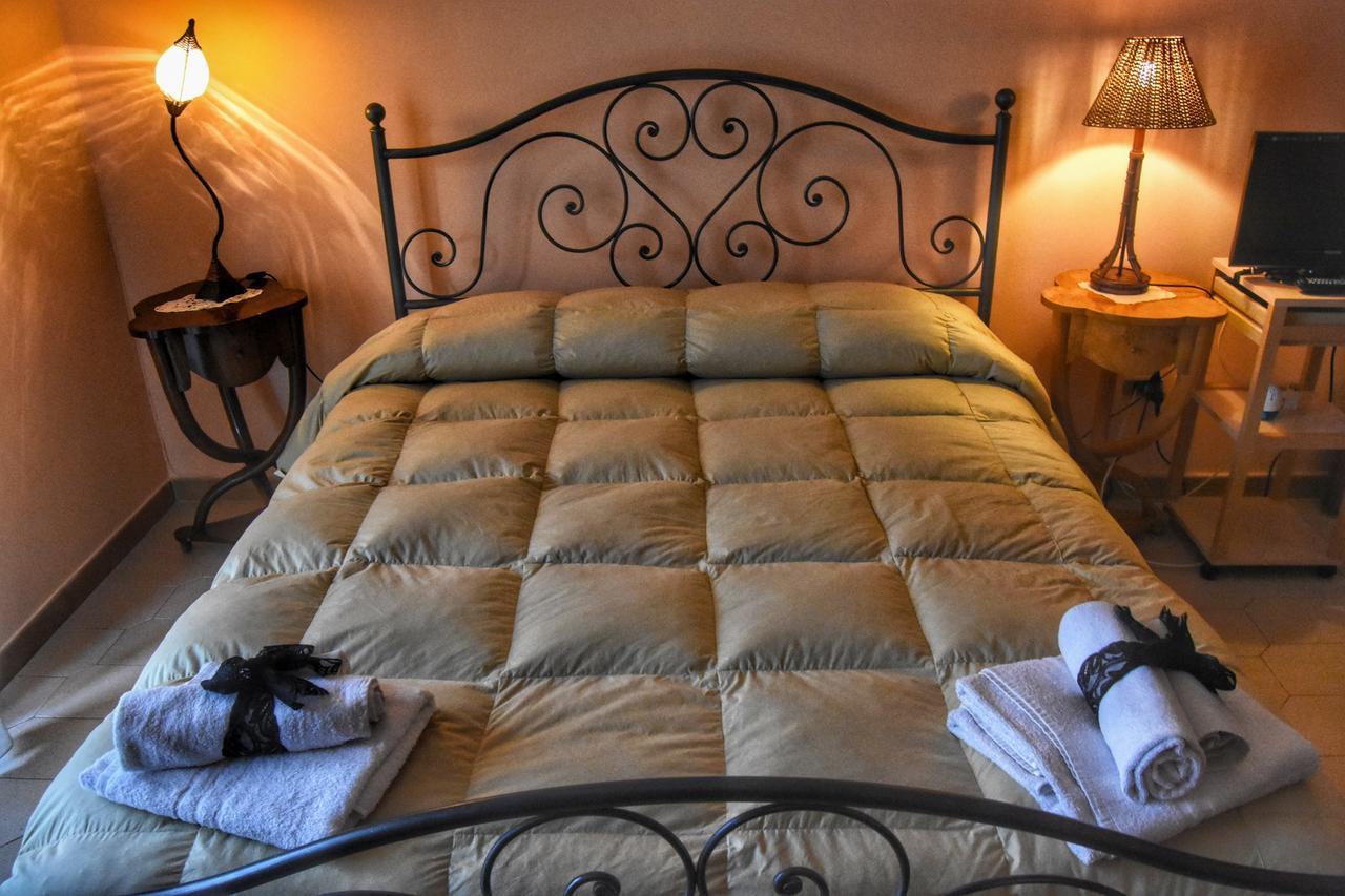 Bed And Breakfast Pieffe Frascineto Exterior foto